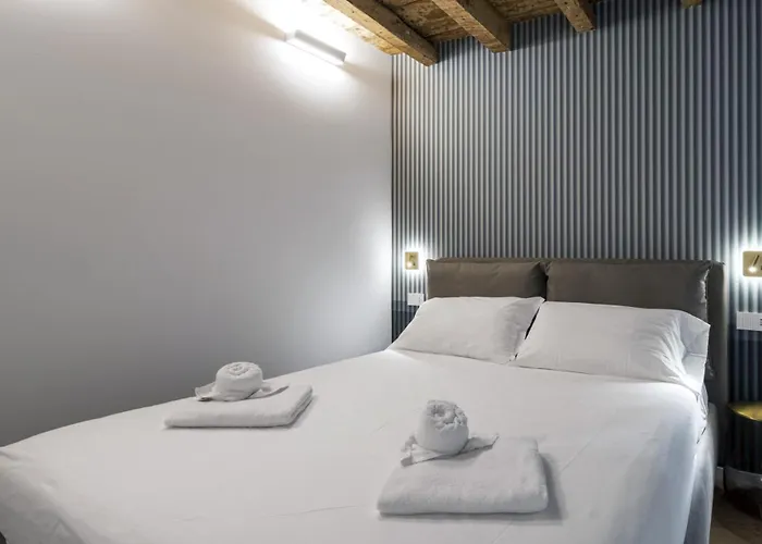 Easylife - - Castaldi 26 P1s - Porta Venezia *