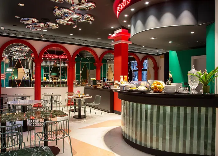 Casual Eclettico فندق ميلان