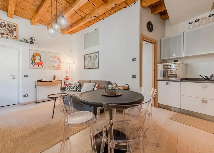 Διαμέρισμα Easytopstay - Crocetta Modern Flat *