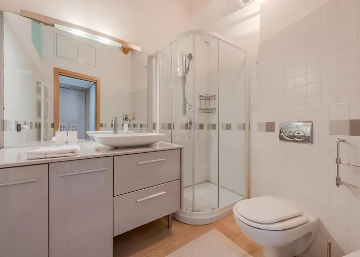 Easytopstay - Crocetta Modern Flat *