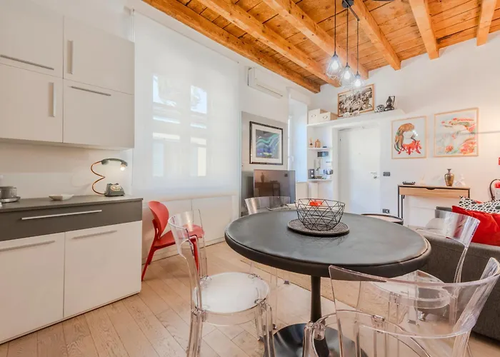 Easytopstay - Crocetta Modern Flat