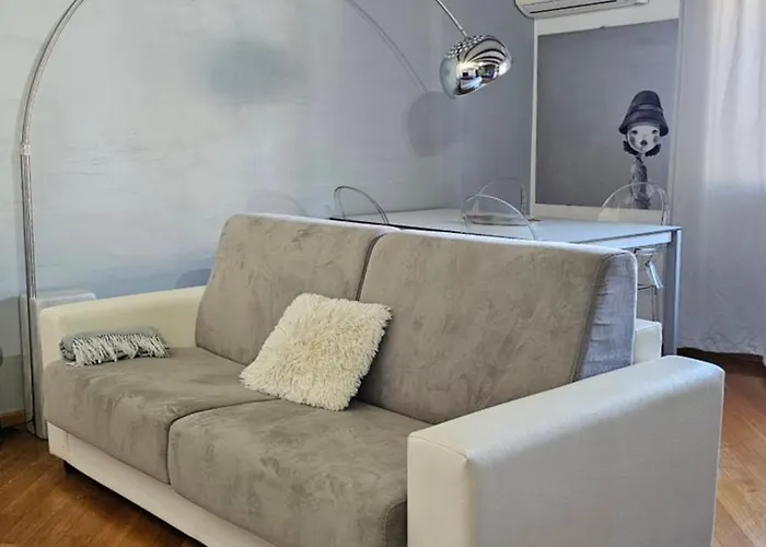 Nolo93-quiet Design Attic In Nolo, Metro In Front, 10 Min Duomo 아파트