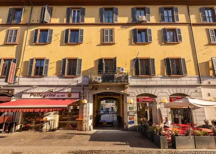 Bricks & Beams In The Key Area Of * Mailand