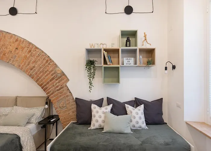 公寓 Bricks & Beams In The Key Area Of *