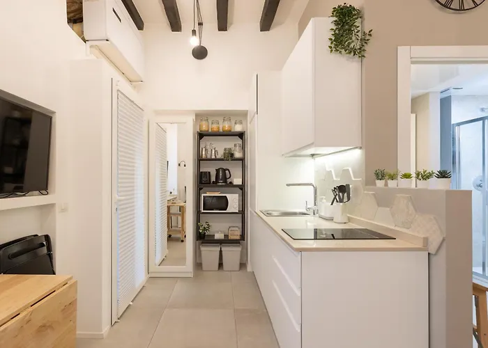 Bricks & Beams In The Key Area Of Apartamento