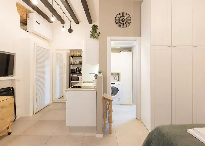 Bricks & Beams In The Key Area Of * Milão