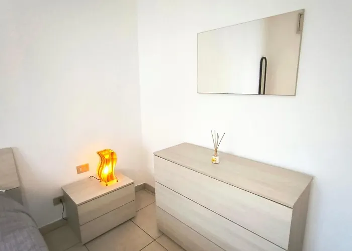 Portello Flat With Balcony Milano