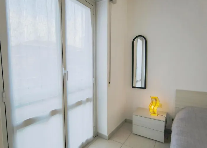 Portello Flat With Balcony * Mediolan