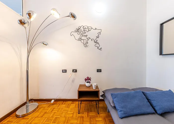 Porta Nuova Elegance & Comfort Near Corso Апартаменты Милан