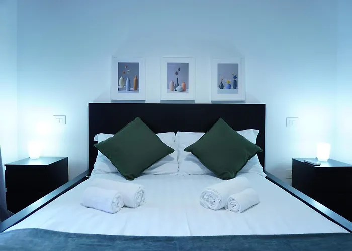 Sonnino Portello - At Your Place شقة ميلان