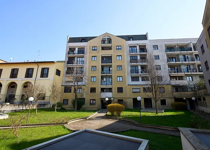 Humanitas House - 20 Minutes From Duomo - Navigli *