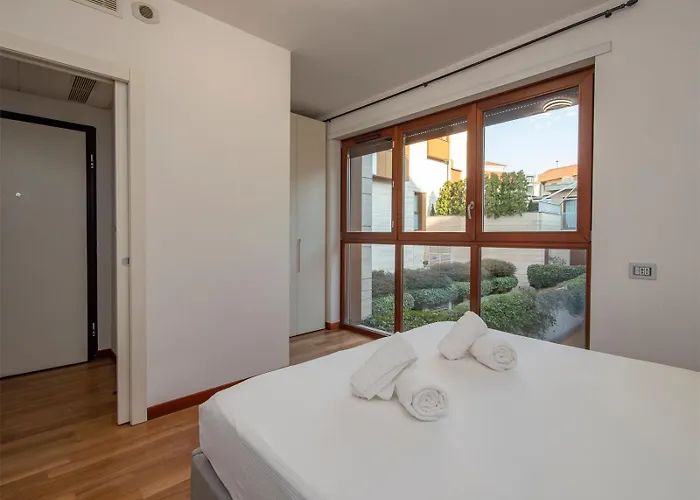 Luxury - Muratori 9 * Milaan