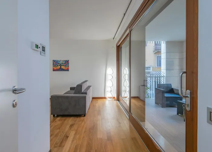 Luxury - Muratori 9 Milaan