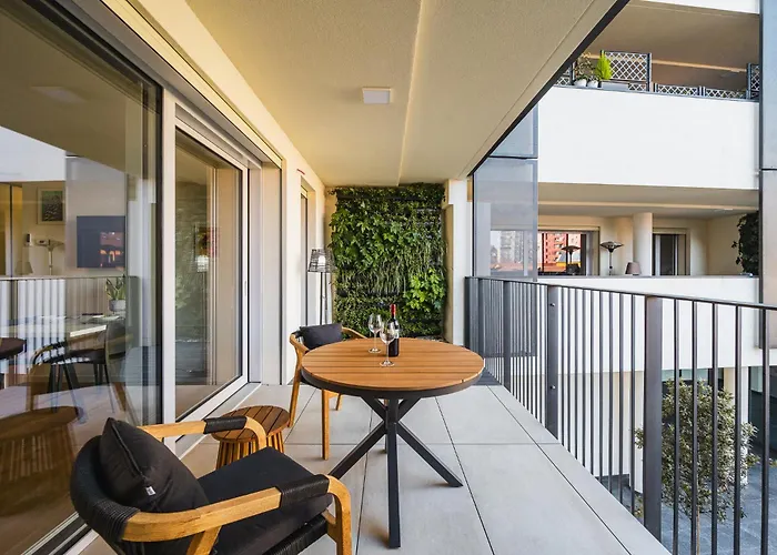 Navigli Cozy Design With Balcony
