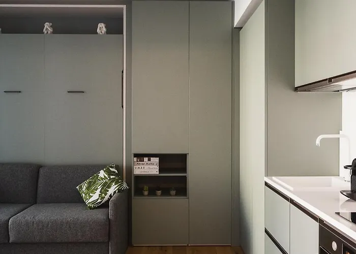 Navigli Cozy Design With Balcony *