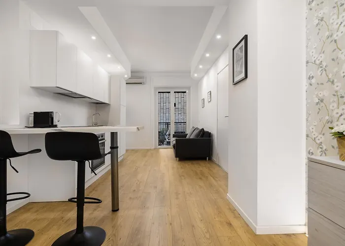 Ray 2 San Siro * מילאנו