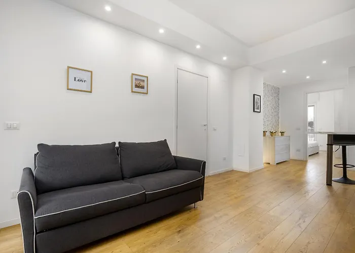 Ray 2 San Siro Apartman