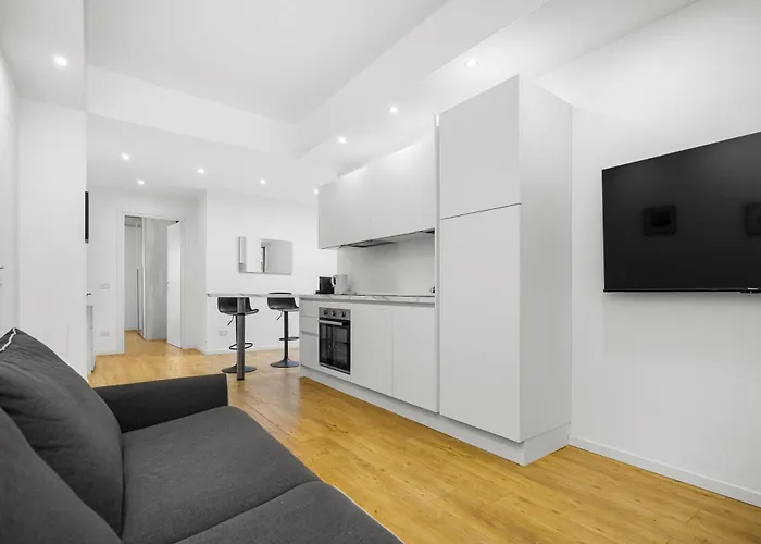 Ray 2 San Siro דירה *