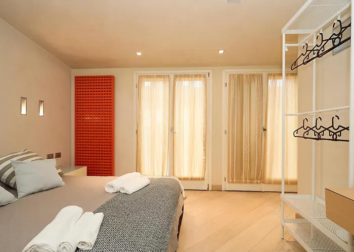 Lejlighed Luxury House - 2 Minutes Walk From Station