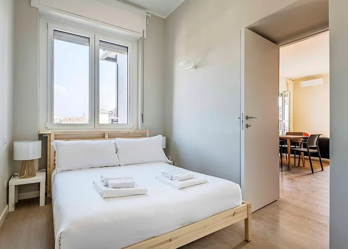 アパート Sant'ambrogio's Retreat ミラノ