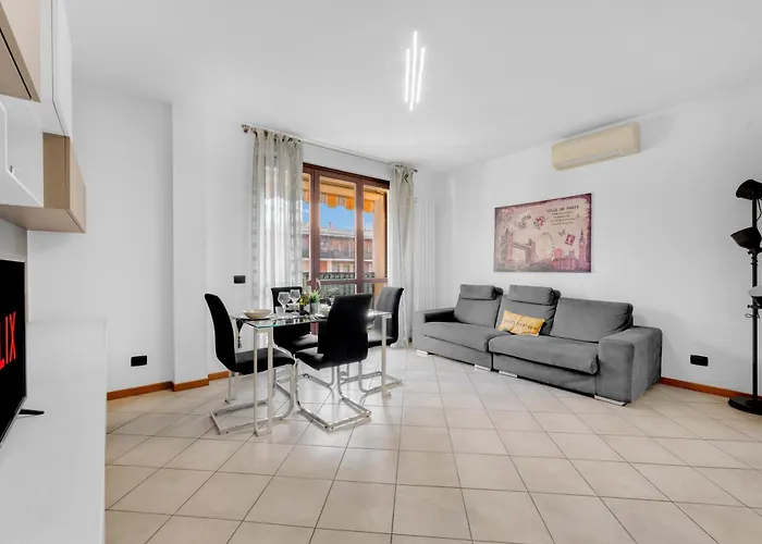 Pran27 -crescenzago - - Large - Bright - Lejlighed *