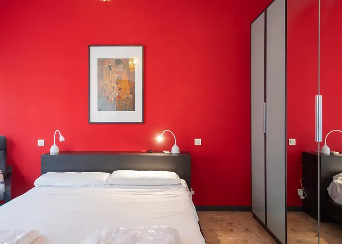 I Host - Falck 53 Daire Milano