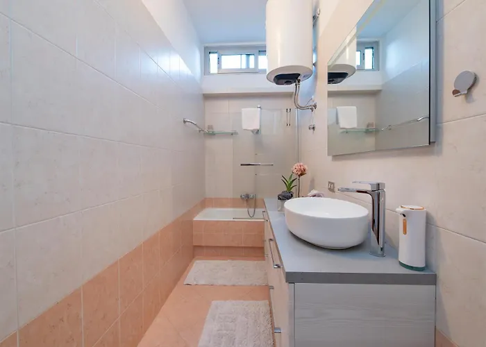 I Host - Falck 53 Daire Milano