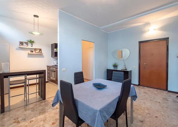 I Host - Falck 53 * Milano