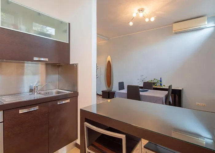 Daire I Host - Falck 53