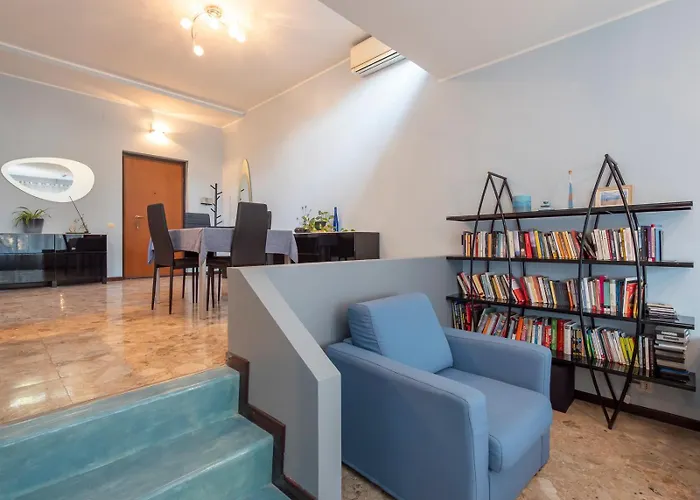 Daire I Host - Falck 53 *