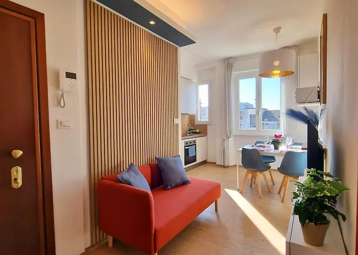 Bovisa Elegance And Comfort Near The Center Apartament *