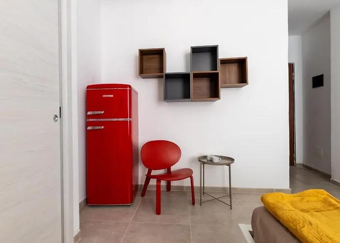 Host4u - Edoardo's House In * Milán