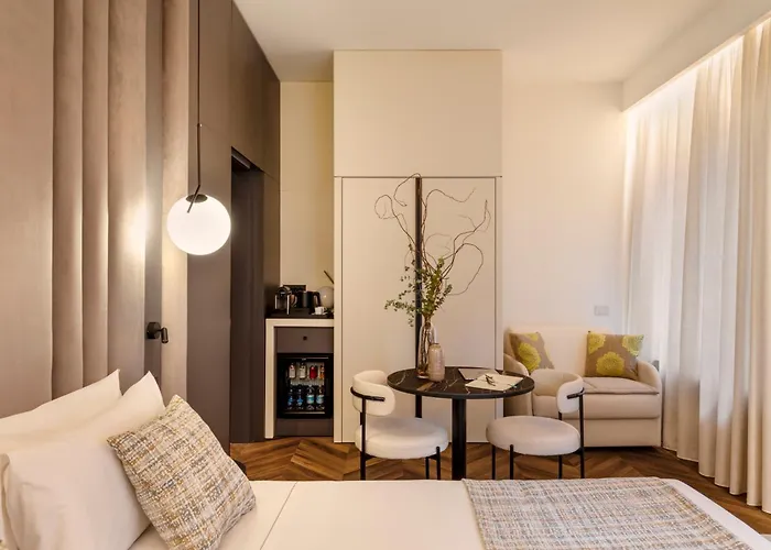 Lumera - Brera * Milano