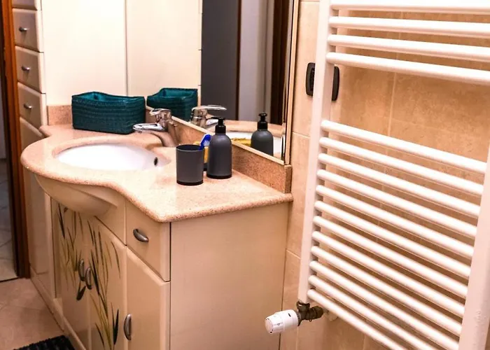 Easy Rest - Affitti Brevi Italia アパート *