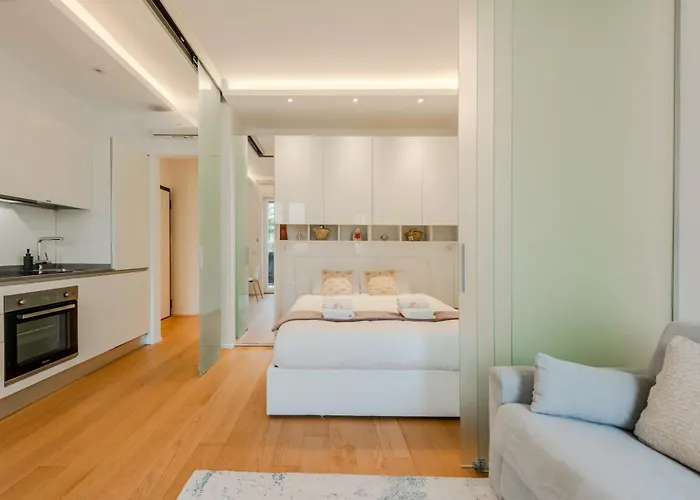 Easytopstay - Garibaldi Urban Nest