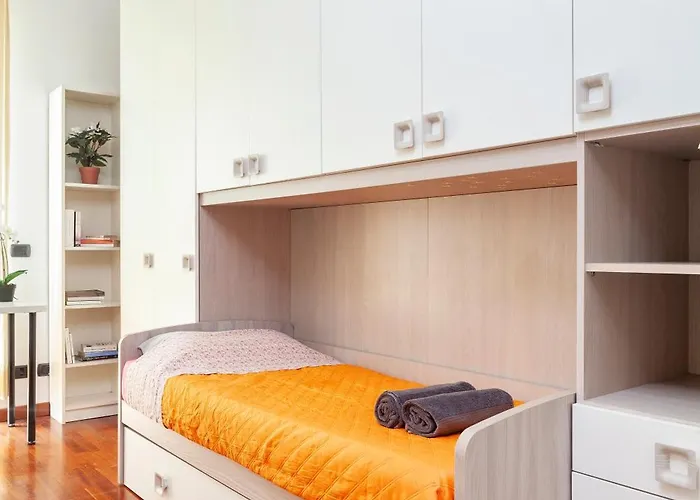דירה Stazione - Ariel - Luminoso Con Terrazzo Fino A 6 Posti Letto מילאנו