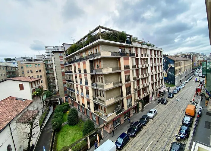 Apartmán Guesthost - Porta Romana Luminoso Rifugio *