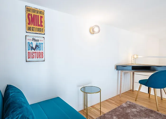 Apartmán Classbnb - Bright Near The Center *