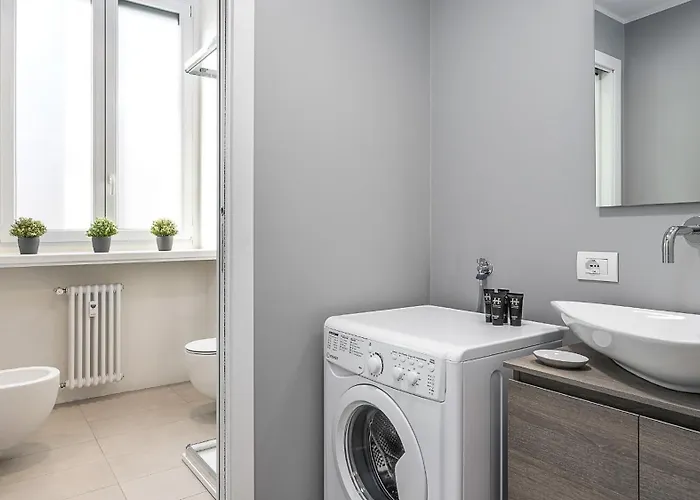 Classbnb - Bright Near The Center Milán