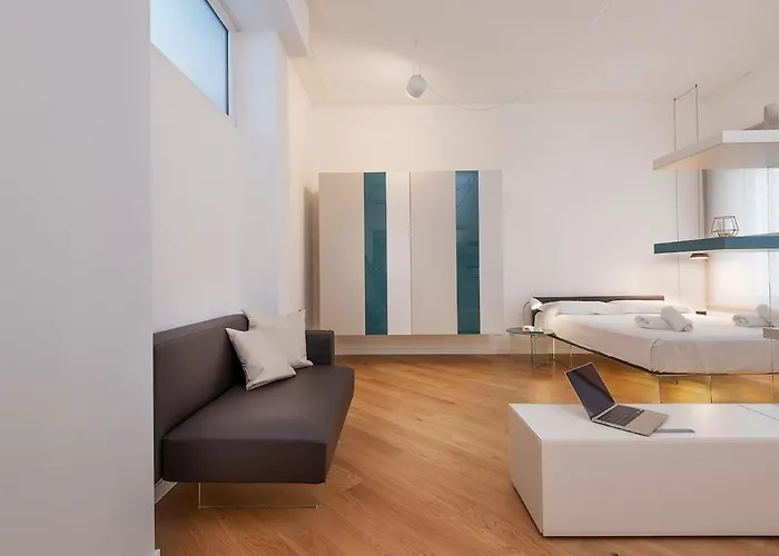 Duomo - 3 Minutes From The Duomo *