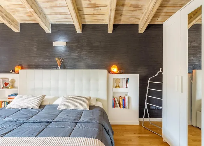 Unconventional Near Linate - Supreme Meme Loft Milano