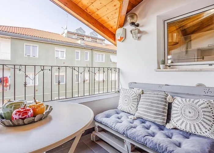 Unconventional Near Linate - Supreme Meme Loft Milano