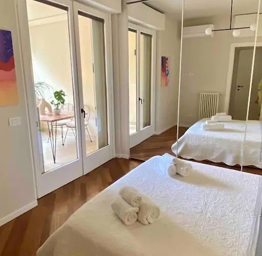 - Metropolitana Primaticcio M1 דירה *