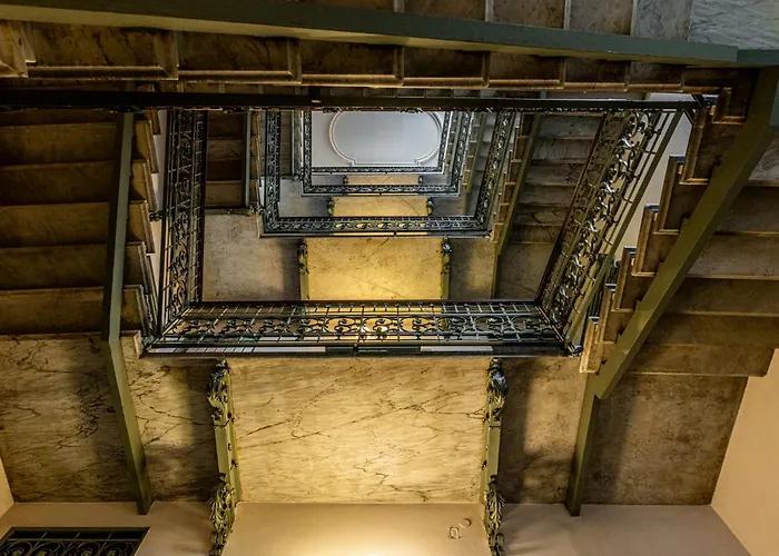 Luxury, Modern & Charming Near Station * Mediolan