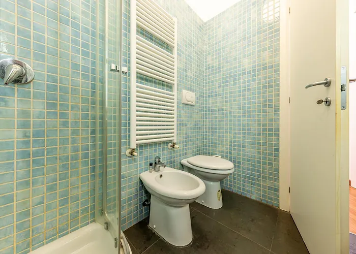 Luxury, Modern & Charming Near Station Apartament