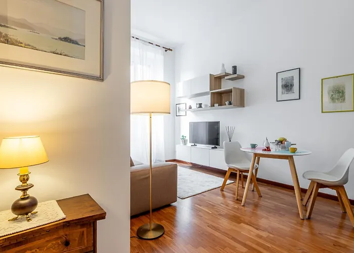Apartmán Luxury, Modern & Charming Near Station *
