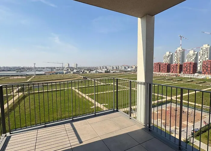 Panorama - Luminous With Private Garage Milan