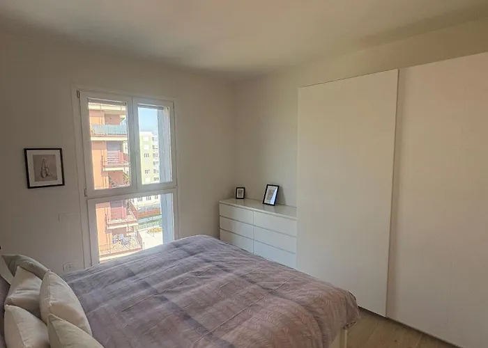 Panorama - Luminous With Private Garage Apartment Milan