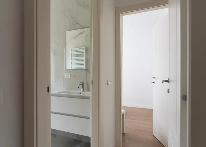 Youhosty - Gioia Tower View Appartamento