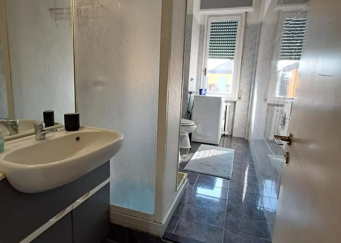 Certosa District 3 Appartement *